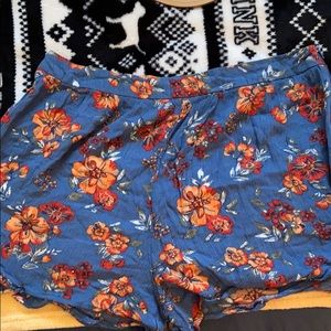 Flowy flower shorts
